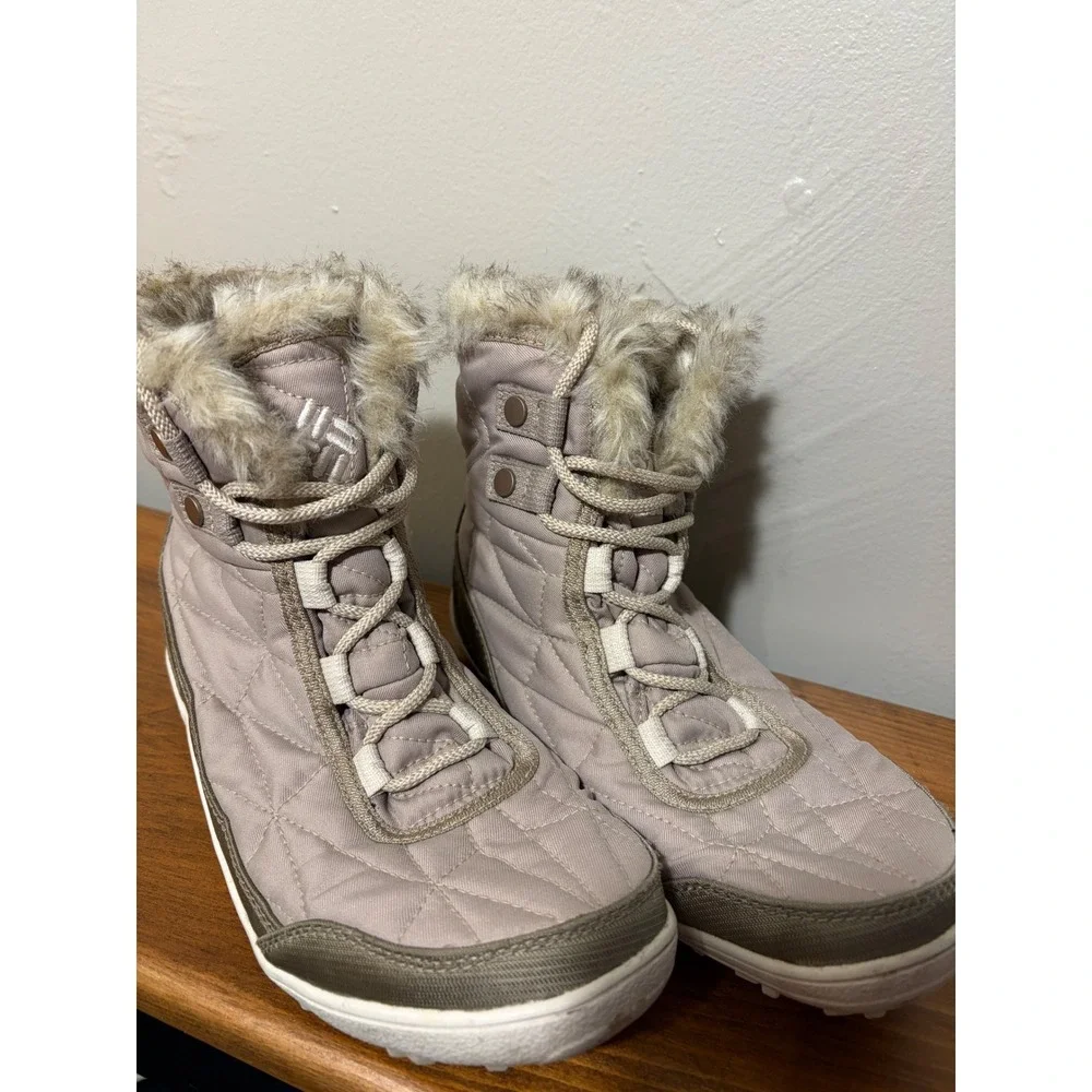 Columbia Minx Shorty III Womens Waterproof Winter Boots Tan BL5961-212 Size 8